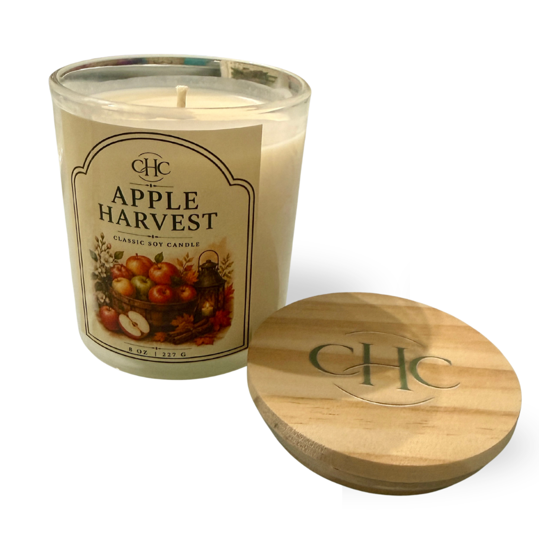 Apple Harvest Classic Soy Candle – detail view 2