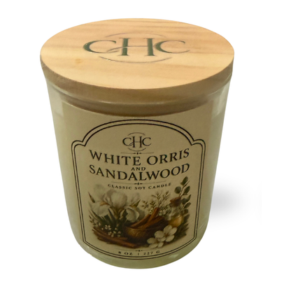 White Orris Classic Soy Candle – detail view 3