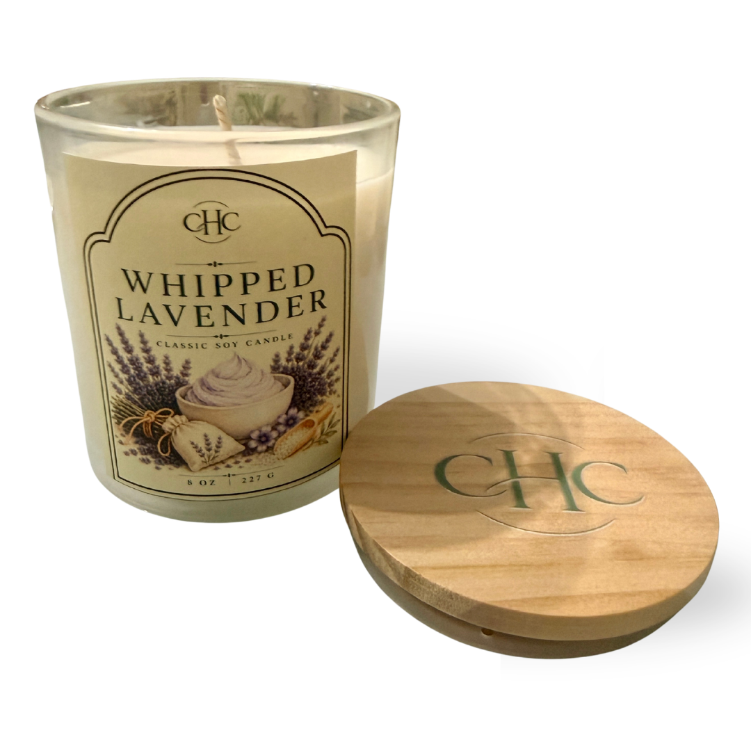 Whipped Lavender Classic Soy Candle – detail view 2